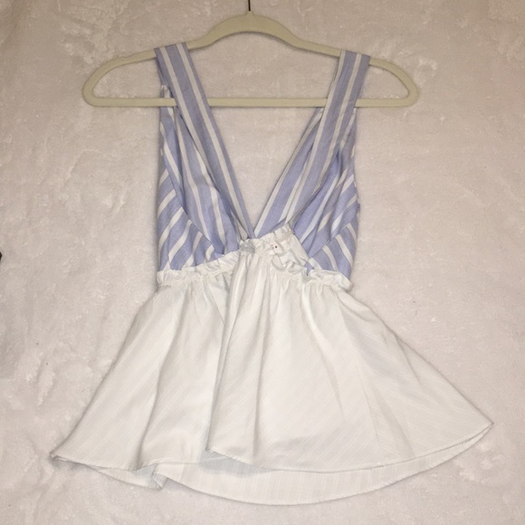 Elodie Pinstriped Top (Size Medium) - Picture 2 of 3